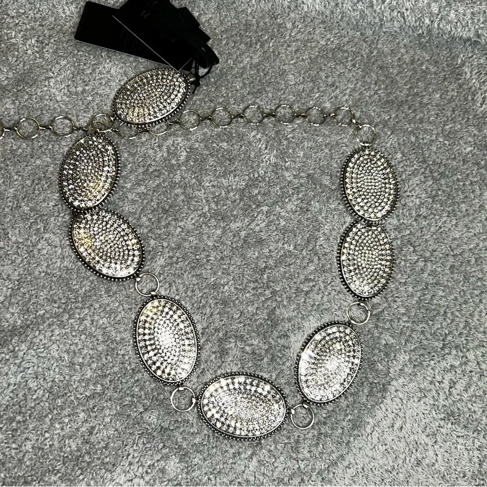 Forever 21 Silver Oval Link Belt